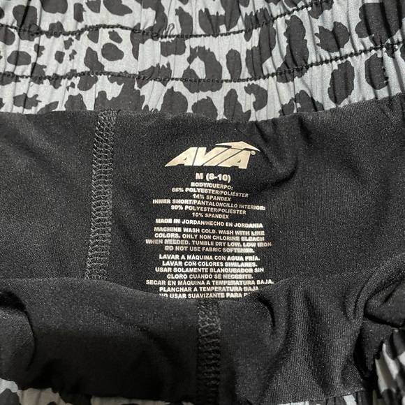 Leopard shorts - Picture 4 of 6